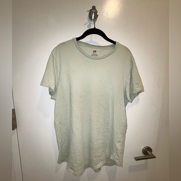 💛 bundle for $3- men’s regular green t shirt - Picture 1 of 3